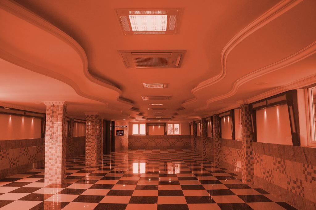 ホテルHariharan Residency - Poonamallee チェンナイ エクステリア 写真