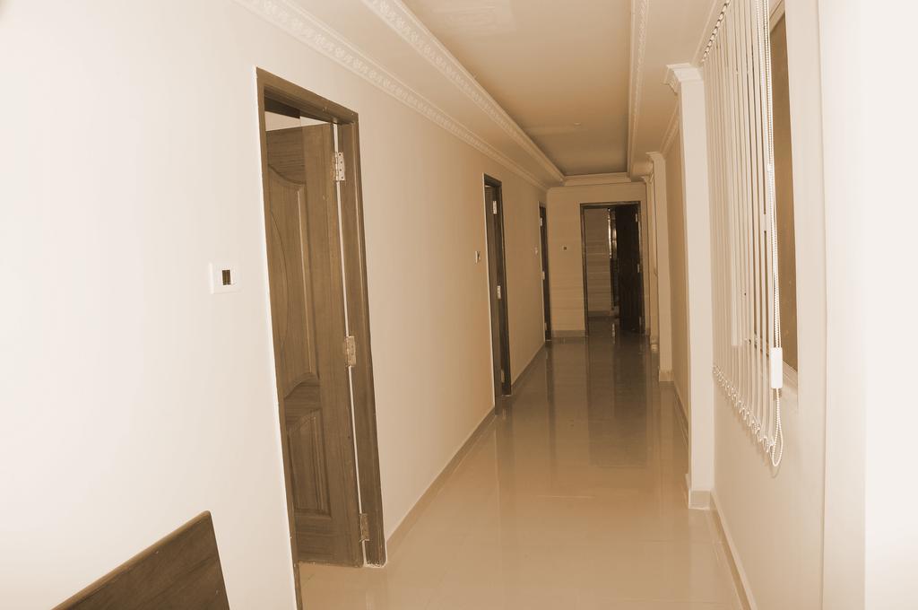 ホテルHariharan Residency - Poonamallee チェンナイ エクステリア 写真